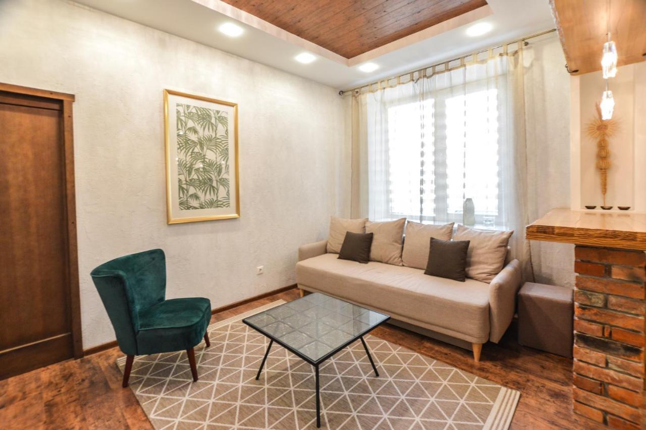 Courtyard Gallery Apartment With Free Parking Kaunas Exterior foto